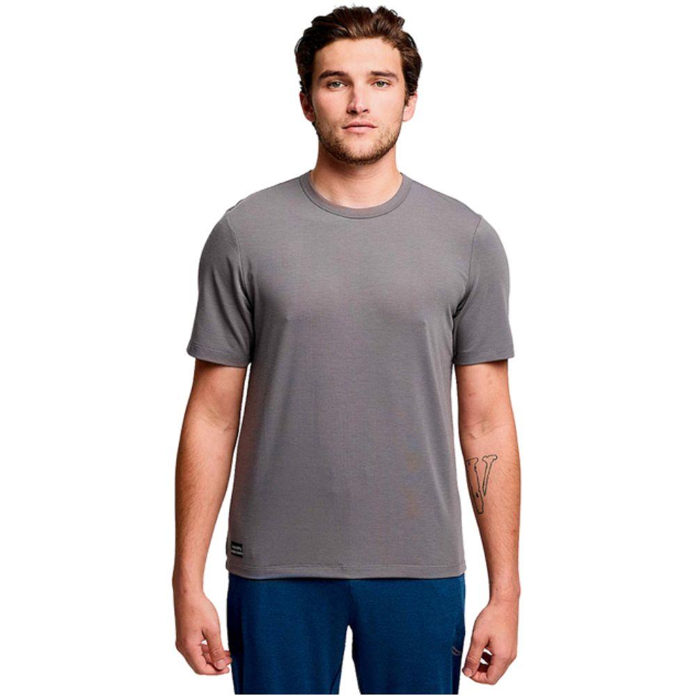 SAUCONY TRIUMPH SHORT SLEEVE เสื้อวิ่งแขนสั้นผู้ชาย - Rev Online