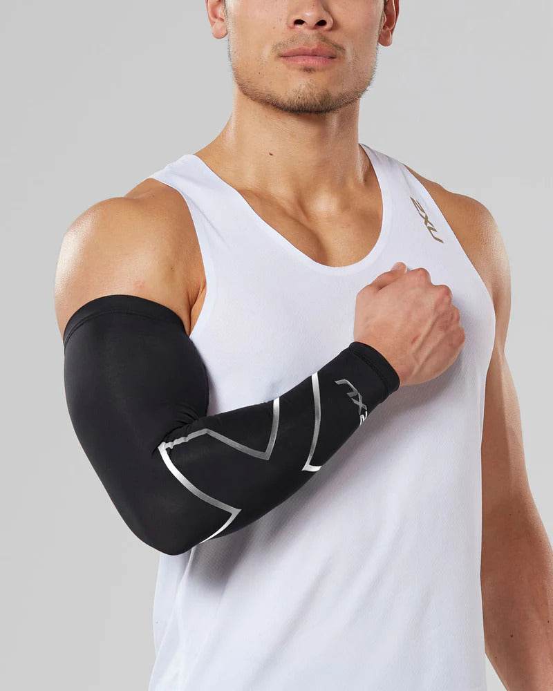 2XU - COMPRESSION ARM GUARD (SINGLE) Unisex - Rev Online