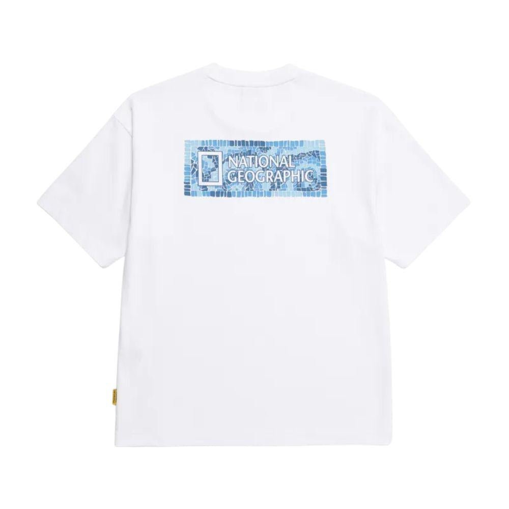NATIONAL GEOGRAPHIC MANTELLA BACK BIG LOGO เสื้อยืดทีเชิ๊ตสำหรับผู้ชายและผู้หญิง - Rev Online