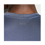 SAUCONY - ELEVATE SLEEVELESS Men - Rev Online